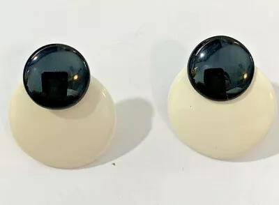 Vintage Geometric Black & White Circle Plastic Post Back Earrings • $9.99