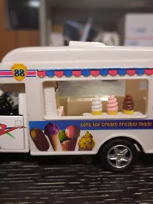 KinsFun Pullback Action Ice Cream Vending Truck • $4