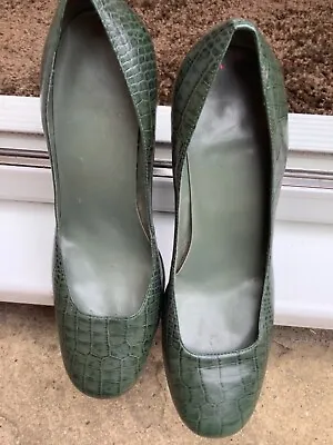 £4.99 • Buy Forest Green Mock Croc Court Shoes Size 6
