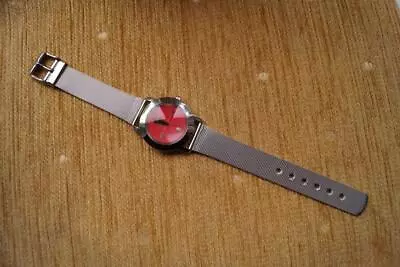 New Ladies Le Chat Watch With Red Dailmesh Braceletnew Battery • £5.99