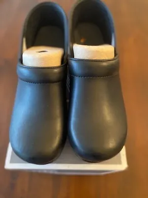 Dansko Clog Size 40 9.5 Black Leather Nursing Shoe • $79