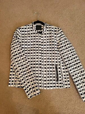 Zara Ladies Jacket Black White NEW Size Medium • $27