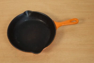 £29.95 • Buy Vintage Le Creuset 20cm Frying Pan Small Skillet Double Spout Cast Iron Orange