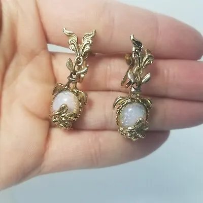 Vintage Leafs Berries Fire Opal Gold Tone Screw Back Dangle Drop Earrings • $24.99