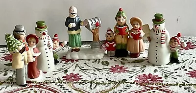 Vintage Lot  1986 Lefton Colonial Christmas Village Figurines 05829 • $20