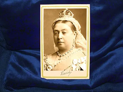 QUEEN VICTORIA Vintage Cabinet Card Photograph CDV Victorian RP • $12.99