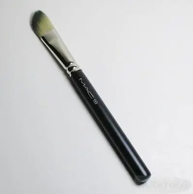 MAC 193 Angled Foundation Brush - 19 Cm New • $23.24