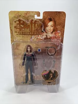 Buffy The Vampire Slayer |  Doppelgangland Willow  Figure | Diamond Select 2004 • $14.95