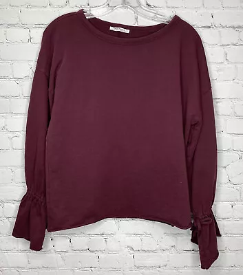 $6 • Buy Zara Burgundy Sweatshirt Size Small