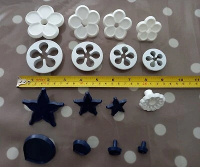£2 • Buy X16 Carnation Shape Stars Icing Cutter Flower Gum Paste & Fondant Cutters