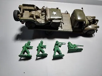 1941 Diecast WWII Willis US Military Jeep On Chevy Flatbed Truck W4 Soldiers  • $15