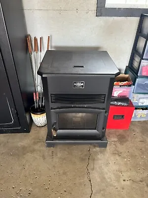 King Pellet Stove Black Great Condition • $845