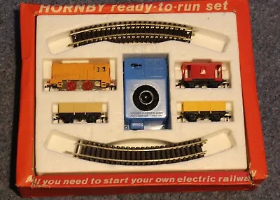 Hornby Dublo 2004 Diesel Shunter Starter Set • £149