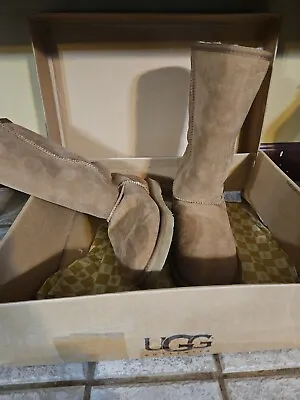 UGG W Classic Tall Boot Womens Size 9 • $80