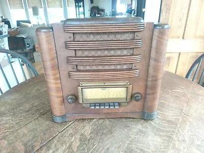 Vintage HTF Art Deco Silvertone Model 1591 Tabletop Pushbutton Radio Working! • $250