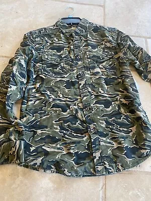 Roebuck + CO Mens' Green Camo Button Up Collared Shirts Size S NWT (Box 24) • $9.99