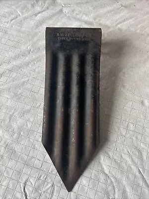 Vintage Kellogg’s Dibble 11 1/2  Corrugated Metal Garden Tool • $29