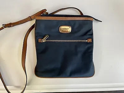 Michael Michael Kors Kelsey Smooth Nylon Crossbody Bag Blue EUC • $35