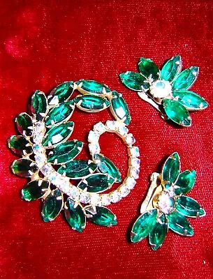 Vintage Juliana AB Green Rhinestone Brooch & Earrings Set. A-612 • $23.99