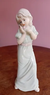 £9.99 • Buy SBL Regal House Collection. Porcelain Figurine Of Girl With Rose. 8”. Immaculate