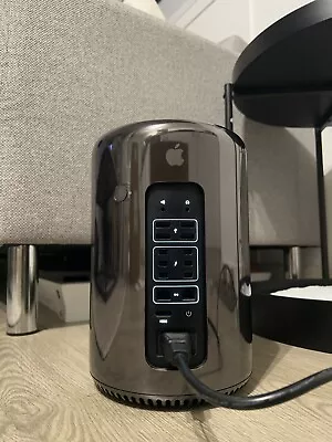 £595 • Buy Apple Mac Pro 2013 64GB RAM 1TB SSD Quad-Core Xeon E5 Dual FirePro D300 4GB