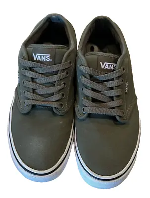 Sale!  Vans Army Green Low Sneakers - Mens Sz 9 - 721500 • $23.99