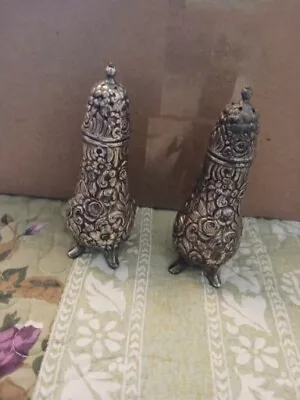 Vintage W.B. Mfg Co. C403 Silver Plated Floral Salt & Pepper Shakers  4.5  Tall • $16.99