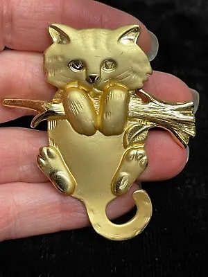 $5 • Buy AJC Vintage Gold Tone Cat Kitten Hanging On Branch Brooch Pin Signed Jewelry