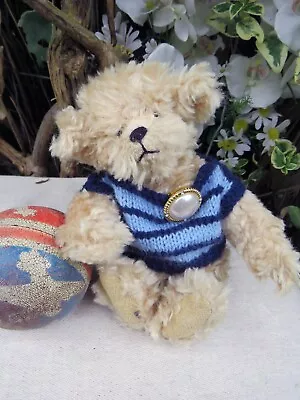 Cute 'Billy' By H.M.BEARS - Handmade By Iris & Ches Chesney • £4.99
