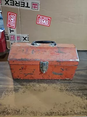 Vintage Small Tool Box • $29.95