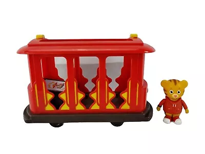 Daniel Tiger’s Neighborhood Pullback Goes Forward Trolley Sounds W/ 1 Figurine   • $12.99