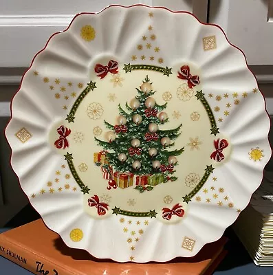 Villeroy & Boch Christmas Tree • Toy's Fantasy 8.5  Salad Plate • Scalloped Edge • $19.95