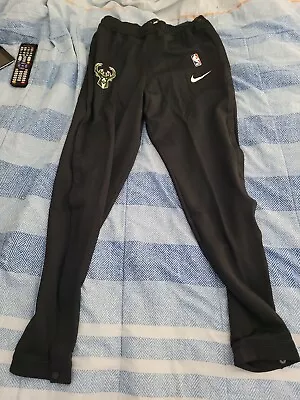 Milwaukee Bucks NBA NIKE JOGGERS Snap Leg Breakaway Mens Large Tall • $30