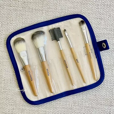 Bloomingdale's Makeup Brush Bag And 5pc Brush Set • $13