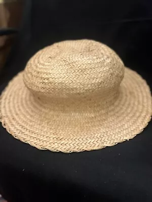 Vintage Hawaiian Lauhala Hat- Papal’e 22” • $375