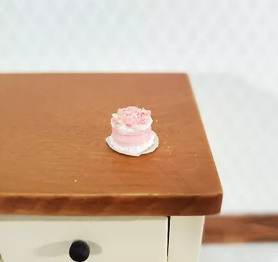 Dollhouse Miniature 1/4  Quarter Scale Cake Pink With Roses Teeny Tiny 1:48 • $5.50