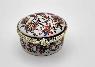 French Limoges Floral And Gold Trinket Pill Box • £10.99