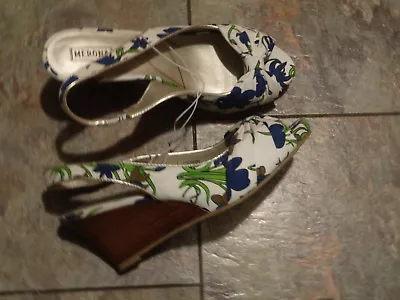 Merona Floral Open Toe Slingback Wedge Heels Shoes Size 7 • $20.99