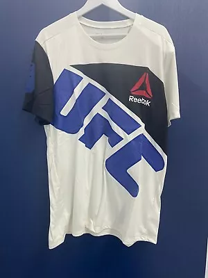 UFC Reebok Robert Whittaker Walk Out Tee Adult XL White/black • £39.99