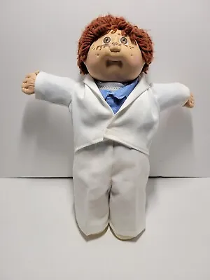 Rare Cabbage Patch Kids Boy Freckles Brown Curly Hair & Eyes White Suit 1984 16  • $40