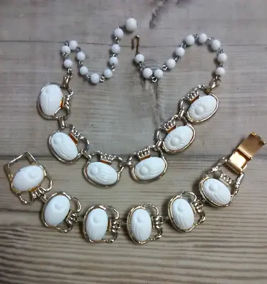 Vintage White Beads Bracelet And Necklace Set • $75