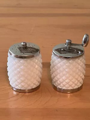 Vintage Set Of George Thompson Milk Glass Hobnail Salt & Pepper Grinders Shakers • $13