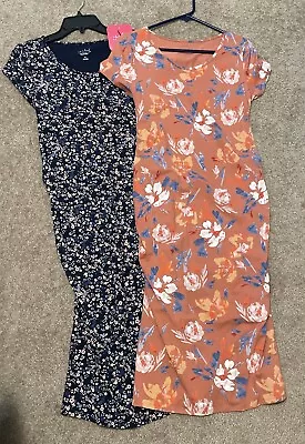 Two Isabel Maternity Dress Womens Medium Short Sleeve Floral Tight Fitting • $20