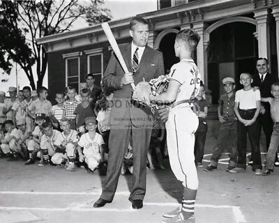 Dr. Wernher Von Braun Visits The Huntsville Boys Club - 8x10 Nasa Photo (aa-250) • $8.87