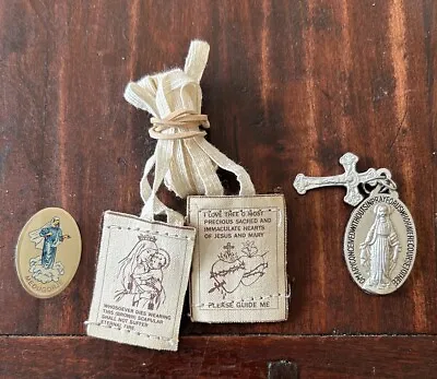 Vintage Virgin Mary/Madonna Catholic Scapular & Medal Lot • $9.99