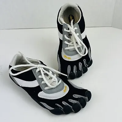 Vibram Five Fingers Minimalist Size Youth Kids JR 35 Water Shoes Lace Up Black • $19.90