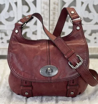$79.95 • Buy FOSSIL MADDOX Medium BURGUNDY Leather FLAP Traveler Crossbody Messenger Bag