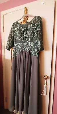 Retail 184.00 Nwt Jj's House Beautiful Mother Of Bride Or Groom Nwt. S. 10/12 • $34.99