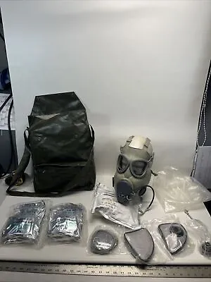 Czech Gas Mask M10M CZ Vintage Antique Army Surplus With Case And Filters Extras • $69.99