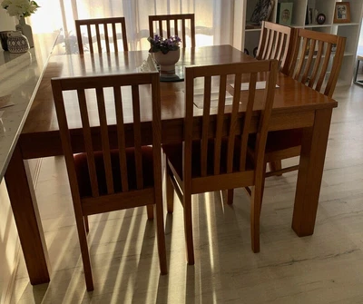 Dining Table And Chairs Used Very Good Condition • $800